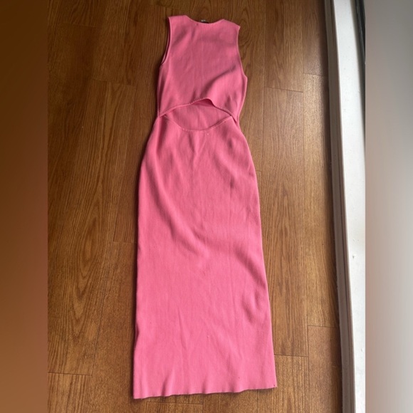 Forever New Knit Bodycon Dress with Cut Out back- size 10 NWOT - Picture 9 of 13